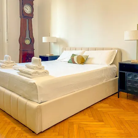 Largo De Benedetti- Panoramic View Apartamento *