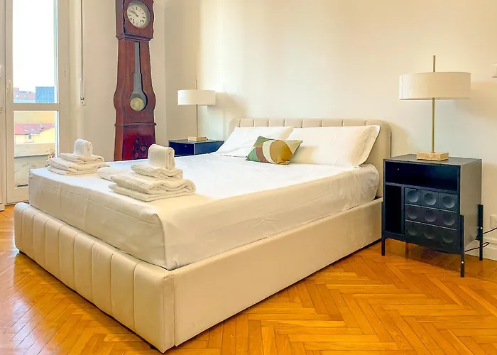 Largo De Benedetti- Panoramic View Apartamento *